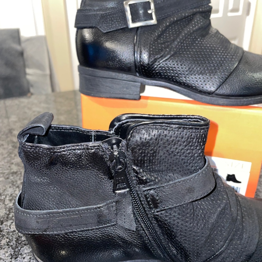Miz Mooz NYC Leather Ankle Boots with Buckle - Suzy EU39 US Size 8.5-9 - Picture 6 of 12